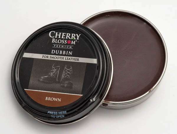 Brown Cherry Blossom dubbin