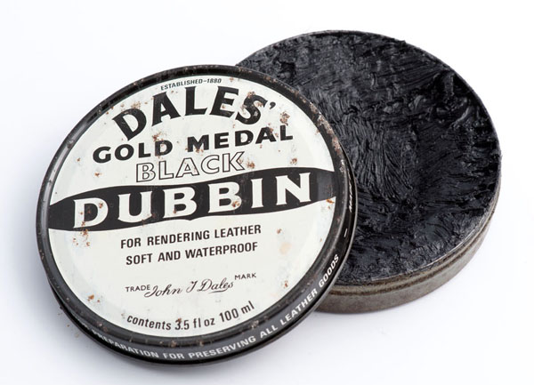 Dales' gold medal black dubbin