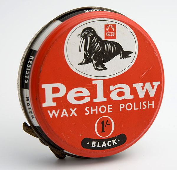 Pelaw black shoe polish